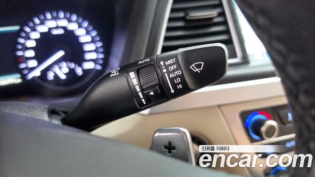 Genesis G80 3.8 GDI AWD Prestige 2018 — фото 36