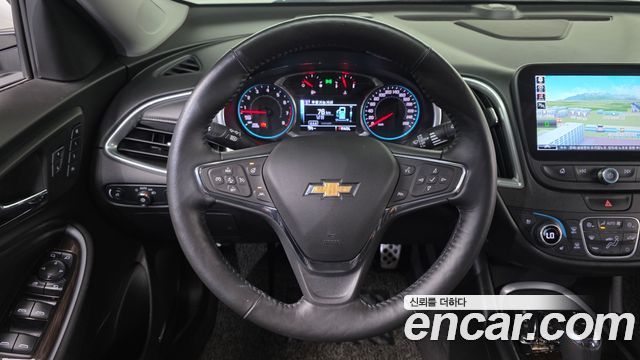Chevrolet Malibu 1.5 Turbo LTZ 2017 — фото 18