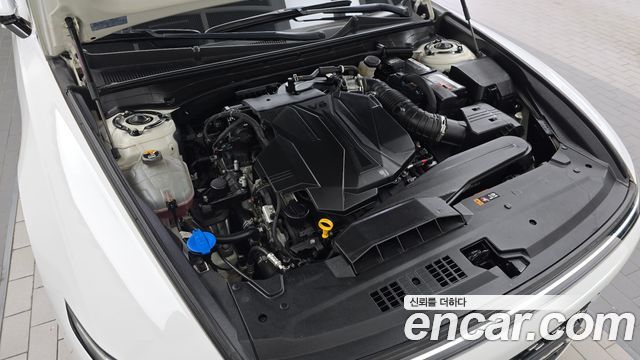Hyundai Grandeur (GN7) 3.5 LPG 2WD (Taxi) Deluxe 2023 — фото 6