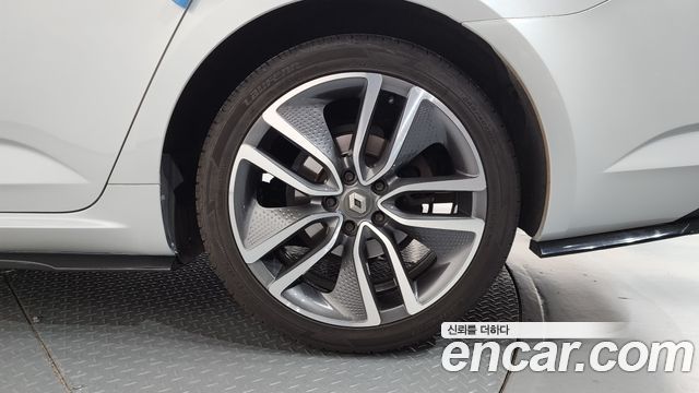 Renault Korea SM6 1.6 TCe RE 2016 — фото 21