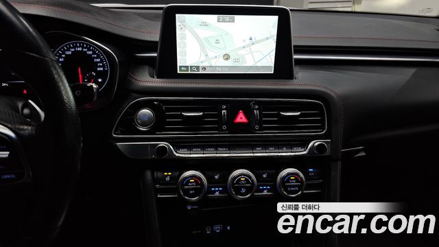 Genesis G70 3.3T Sport AWD Supreme 2018 — фото 17