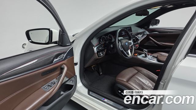 BMW 5 Series (G30) 530i M Sport Package Plus 2018 — фото 10