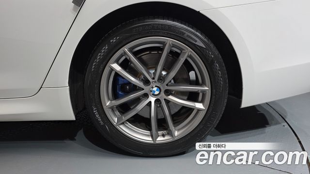 BMW 5 Series (G30) 530i M Sport Package Plus 2018 — фото 21