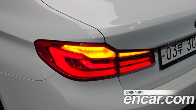 BMW 5 Series (G30) 530i M Sport Package Plus 2018 — фото 23