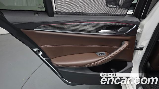 BMW 5 Series (G30) 530i M Sport Package Plus 2018 — фото 25