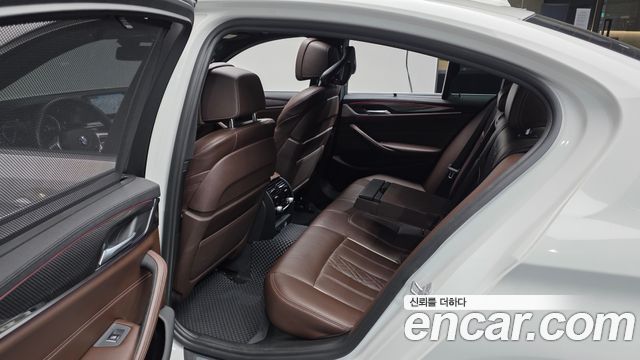 BMW 5 Series (G30) 530i M Sport Package Plus 2018 — фото 26