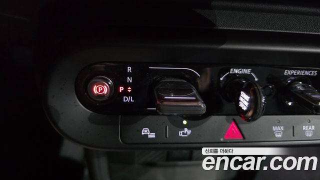 MINI Cooper C (IV) 5Door Essential 2025 — фото 9