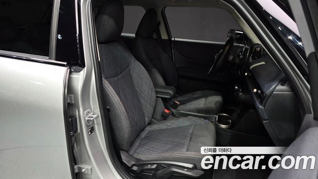 MINI Cooper C (IV) 5Door Essential 2025 — фото 11