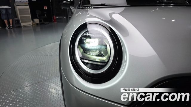 MINI Cooper C (IV) 5Door Essential 2025 — фото 22