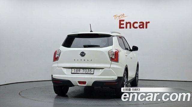 KG Mobility (SsangYong) Tivoli LX 2WD 2017 — фото 4