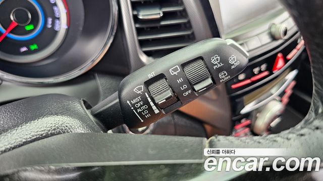 KG Mobility (SsangYong) Tivoli LX 2WD 2017 — фото 29