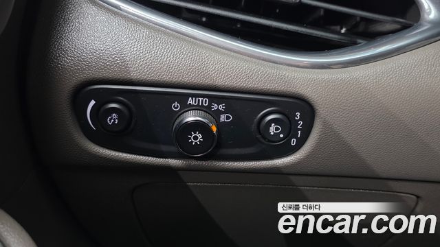 Chevrolet Malibu 1.5 Turbo LTZ 2017 — фото 18
