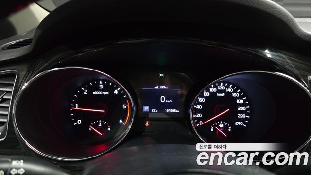 Kia Carnival 9-Seater Prstige 2019 — фото 8