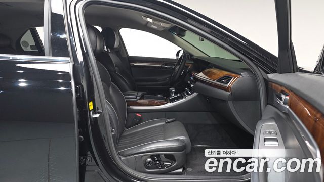 Genesis EQ900 3.3 T-GDI AWD Prestige 2016 — фото 32