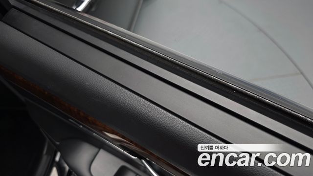 Genesis EQ900 3.3 T-GDI AWD Prestige 2016 — фото 41