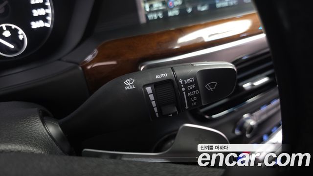 Genesis EQ900 3.3 T-GDI AWD Prestige 2016 — фото 45