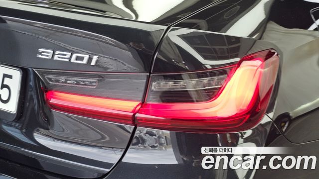 BMW 3 Series (G20) 320i M Sport 2023 — фото 23