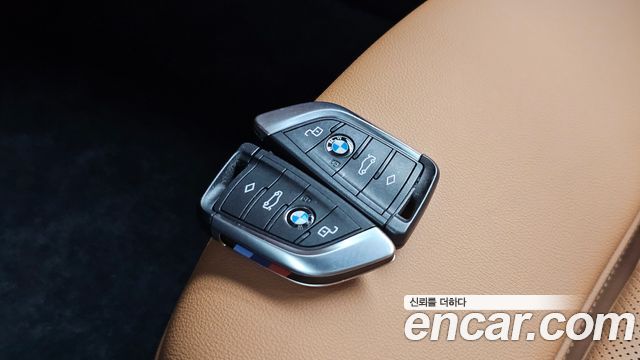 BMW 3 Series (G20) 320i M Sport 2023 — фото 34