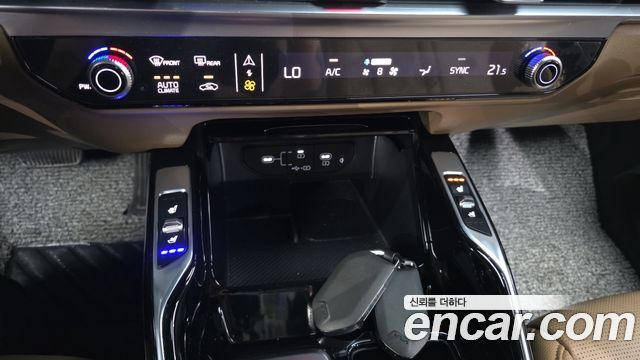 Kia Sorento (IV) Gasoline 2.5T 2WD Noblesse 2025 — фото 17