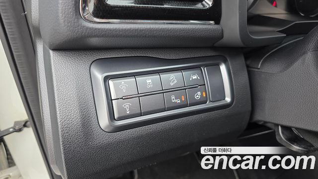 KG Mobility (SsangYong) Very New Tivoli Gasoline 1.5 2WD V3 2021 — фото 16