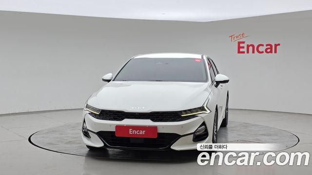 Kia K5 (III) 2.0 Noblesse 2023 — фото 3