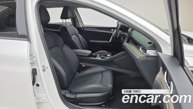 Kia K5 (III) 2.0 Noblesse 2023 — фото 11