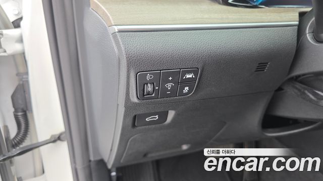 Kia K5 (III) 2.0 Noblesse 2023 — фото 16