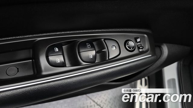 Renault Korea QM6 Gasoline 2WD RE 2019 — фото 31