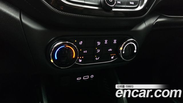 Chevrolet Trailblazer 1.3 Turbo 2WD LT 2022 — фото 17