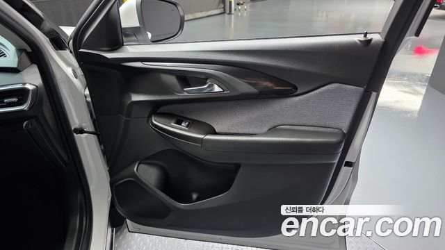 Chevrolet Trailblazer 1.3 Turbo 2WD LT 2022 — фото 25