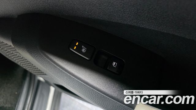 Kia Seltos Gasoline 1.6 Turbo 2WD Gravity 2022 — фото 18