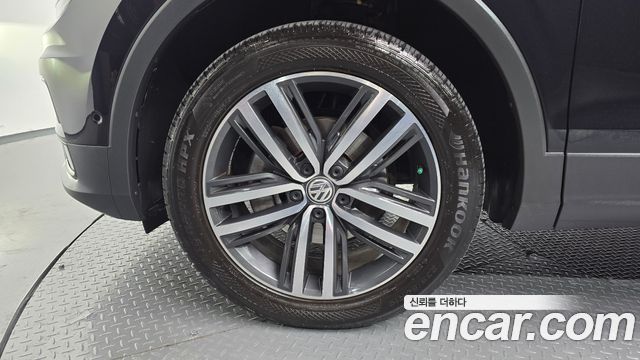 Volkswagen Tiguan Allspace 2.0 TDI Prestige 2020 — фото 5