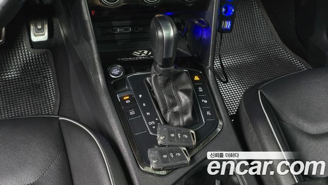 Volkswagen Tiguan Allspace 2.0 TDI Prestige 2020 — фото 9