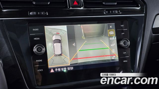 Volkswagen Tiguan Allspace 2.0 TDI Prestige 2020 — фото 16