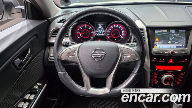 KG Mobility (SsangYong) Tivoli Diesel LX 2WD 2016 — фото 13