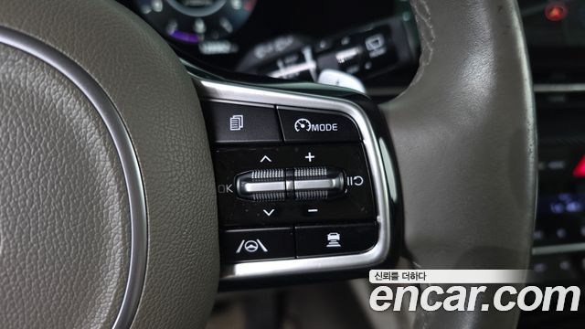 Kia Carnival (IV) Diesel 7-Seater Hi-Limousine Signature 2021 — фото 19