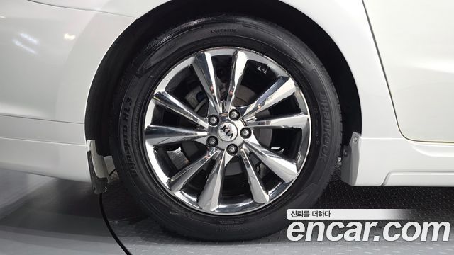 Kia Carnival 9-Seater Hi-Limousine Noblesse Special 2019 — фото 5