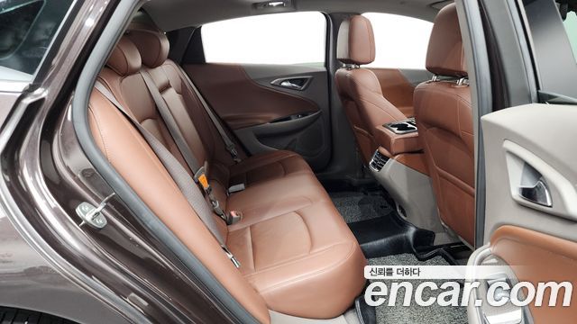 Chevrolet Malibu 1.8 Hybird LT Deluxe 2017 — фото 11