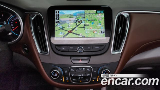 Chevrolet Malibu 1.8 Hybird LT Deluxe 2017 — фото 13