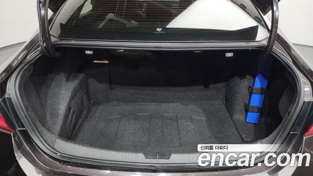 Chevrolet Malibu 1.8 Hybird LT Deluxe 2017 — фото 18