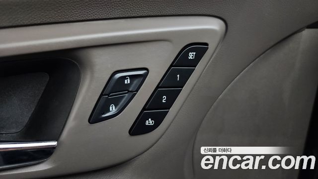Chevrolet Malibu 1.8 Hybird LT Deluxe 2017 — фото 32