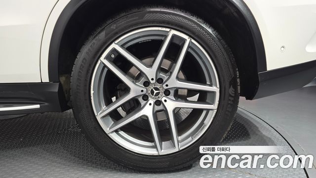 Mercedes-Benz GLE-Class (W166) GLE350 d 4MATIC Coupe 2018 — фото 21