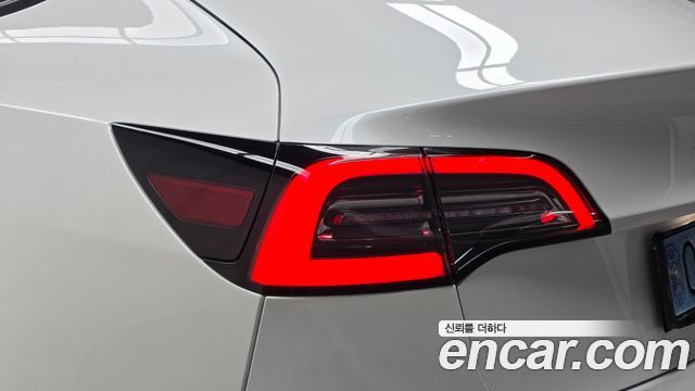 Tesla Model 3 Long Range AWD 2021 — фото 23