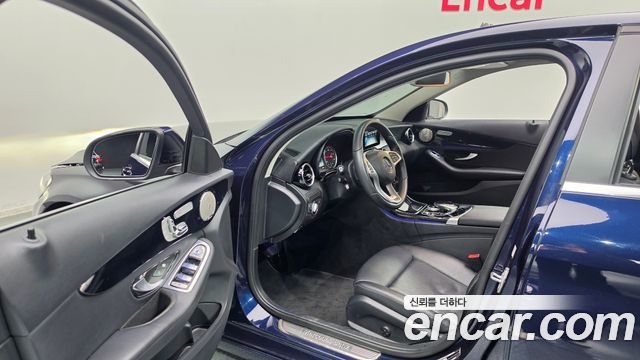 Mercedes-Benz C-Class (W205) C200 d 2017 — фото 10