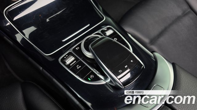 Mercedes-Benz C-Class (W205) C200 d 2017 — фото 17