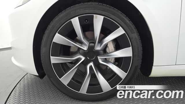 Tesla Model 3 Long Range AWD 2024 — фото 5