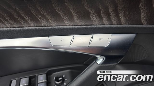 Audi A6 (C8) 40 TDI Premium 2023 — фото 13
