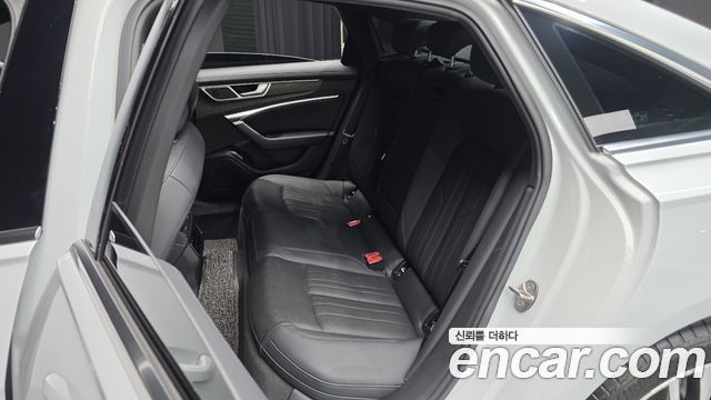 Audi A6 (C8) 40 TDI Premium 2023 — фото 26