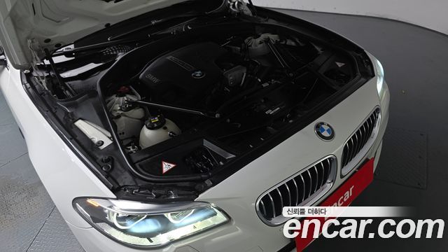 BMW 5 Series (F10) 528i Luxury Plus 2015 — фото 6