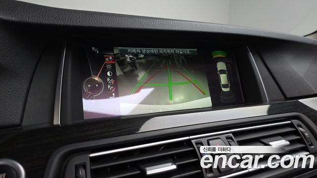BMW 5 Series (F10) 528i Luxury Plus 2015 — фото 19